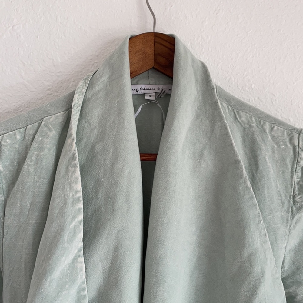 Duster - Picture 6 of 10